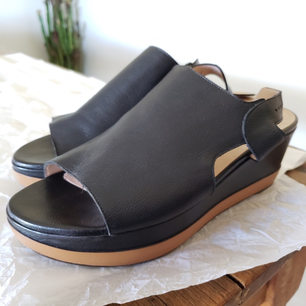 Stuart Weitzman Women’s shoes